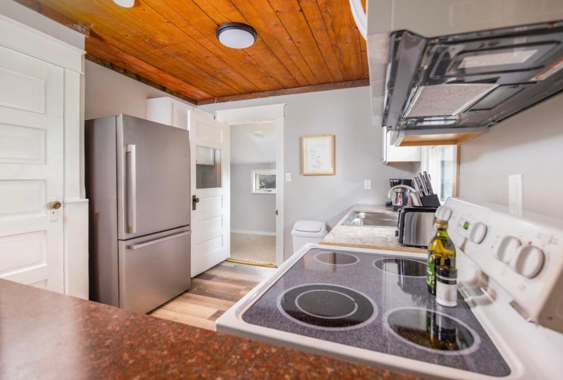 Spacious 2 Bedroom Home Near Ingersoll & Downtown Des Moines Exterior photo